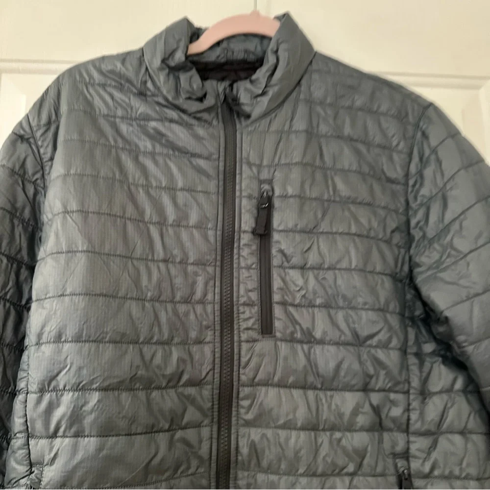 J.Crew Men’s Gray Puffer Jacket Primaloft 3 in 1 System Packable Size Small